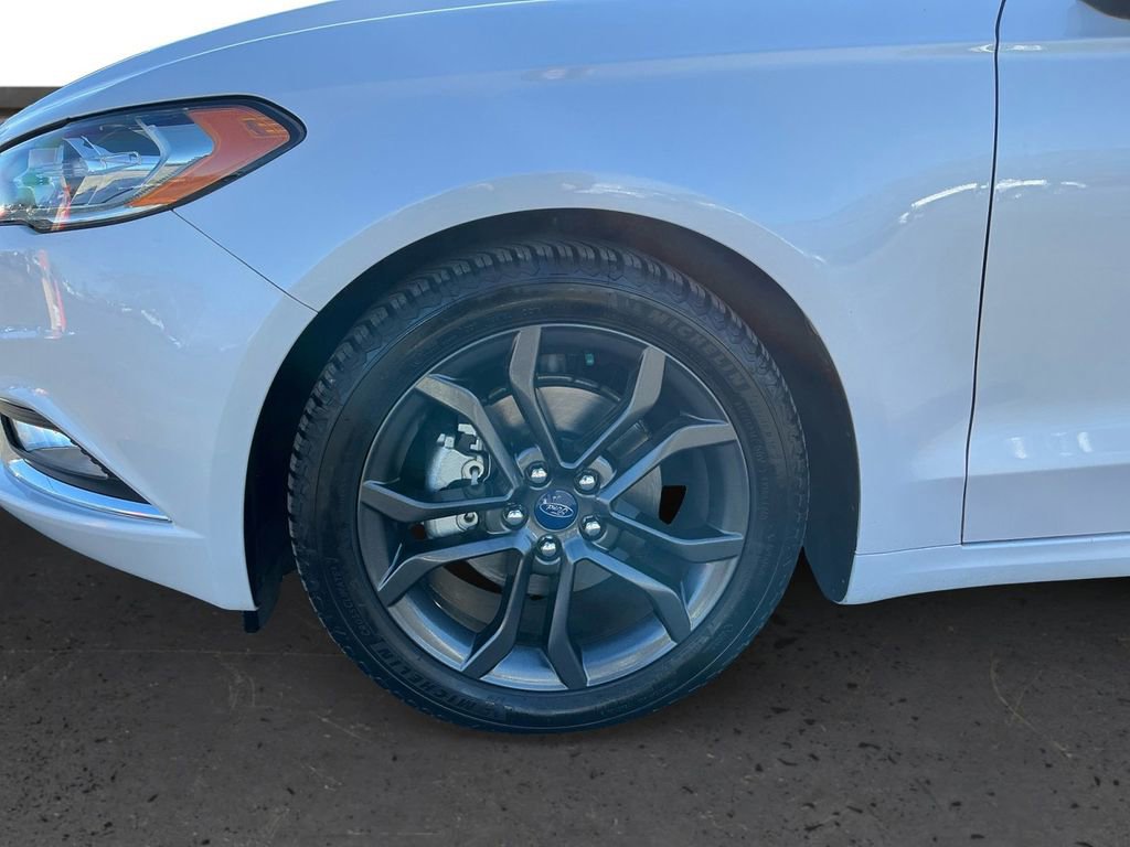 Used 2018 Ford Fusion SE w/ Equipment Group 201A image 13