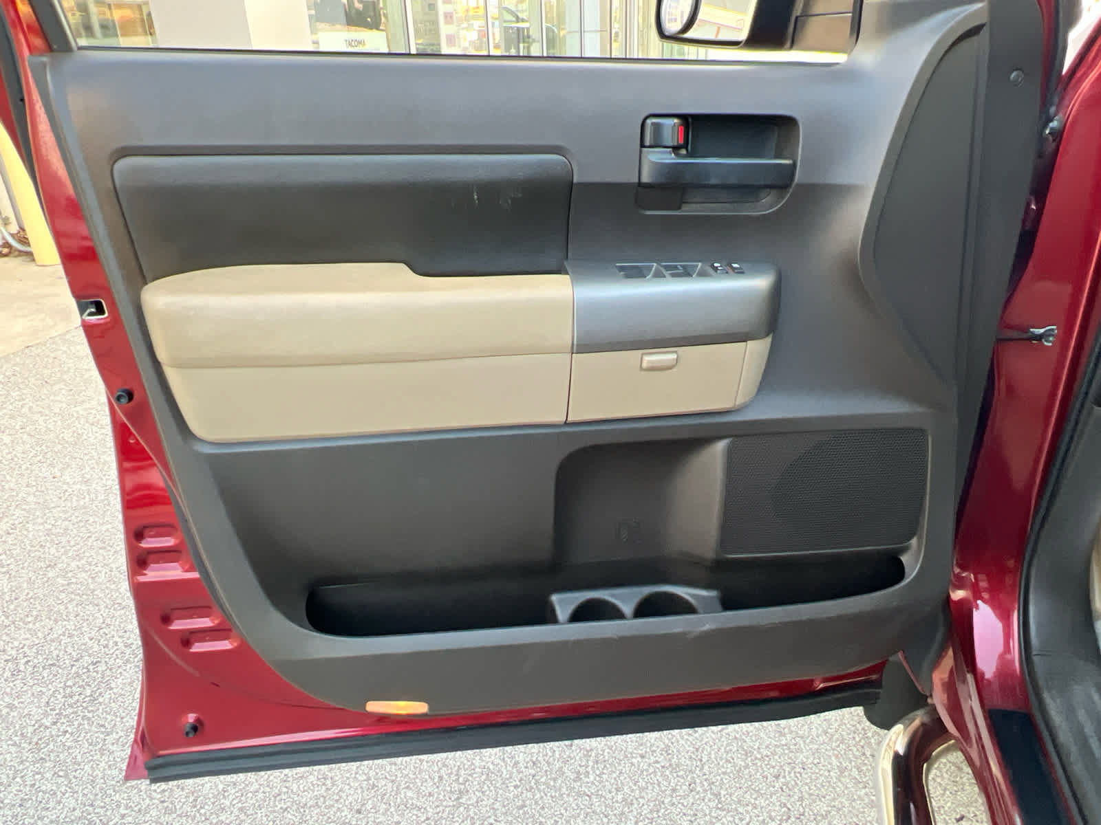 Used 2010 Toyota Tundra 4x4 Double Cab image 18