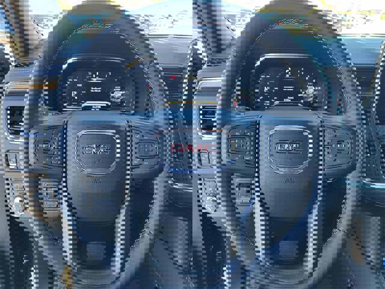 Used 2024 GMC Yukon AT4 w/ AT4 Premium Plus Package image 10