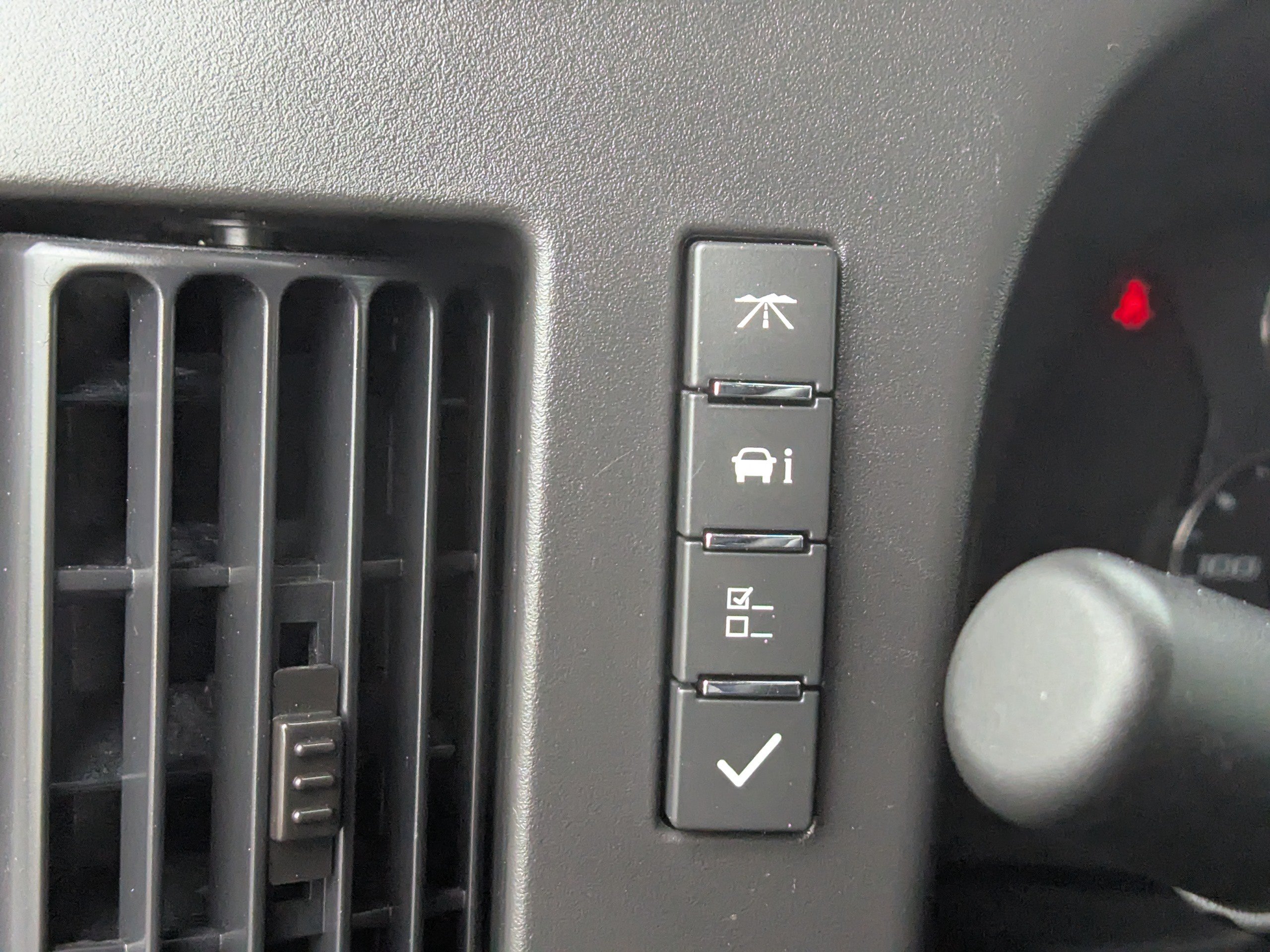 Used 2025 Chevrolet Express 3500 LT w/ LT Preferred Equipment Group RWD image 30