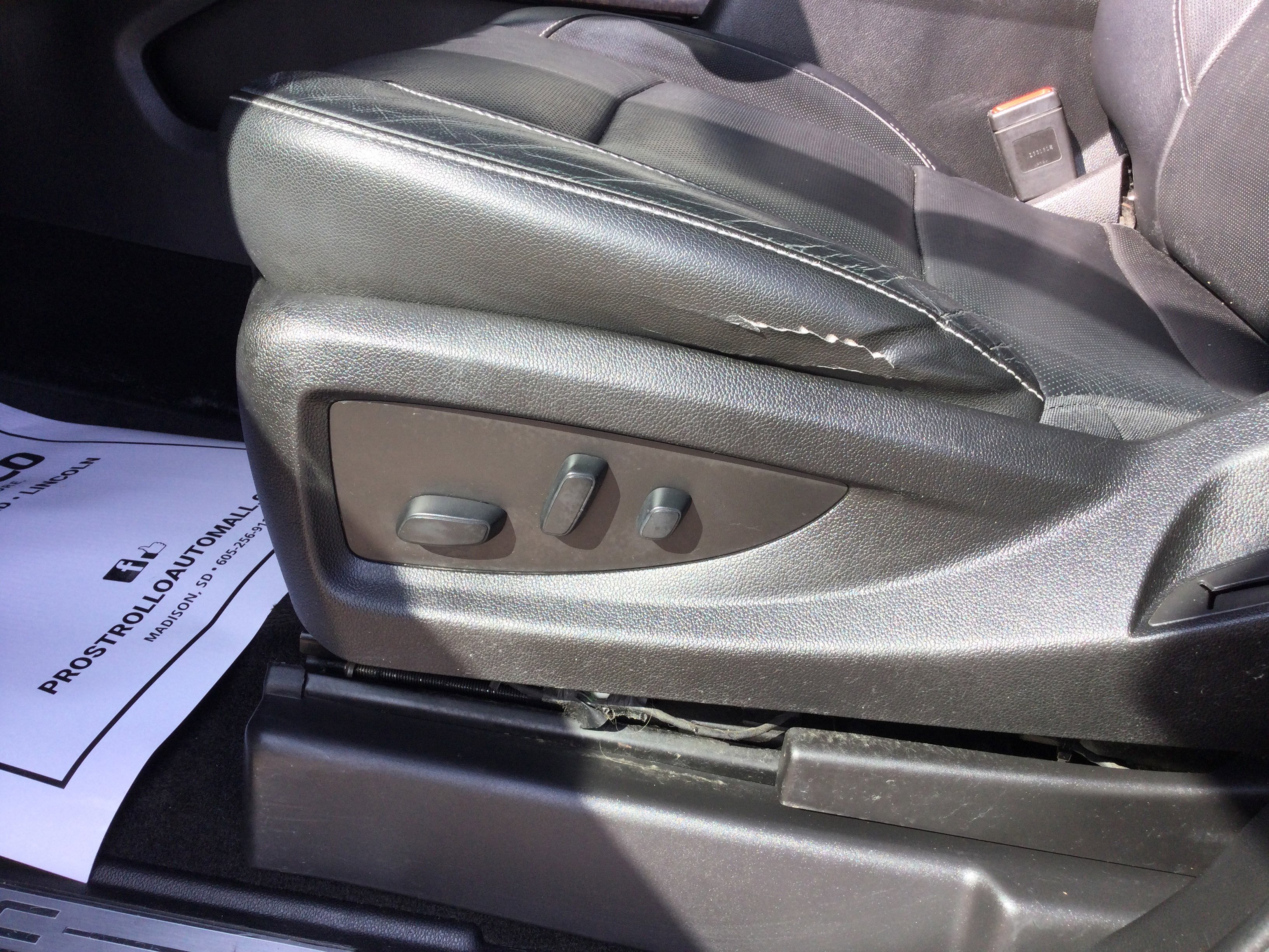 Used 2018 GMC Yukon XL SLT image 10