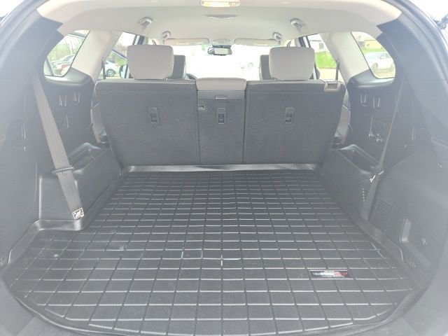 Used 2017 Hyundai Santa Fe SE image 9