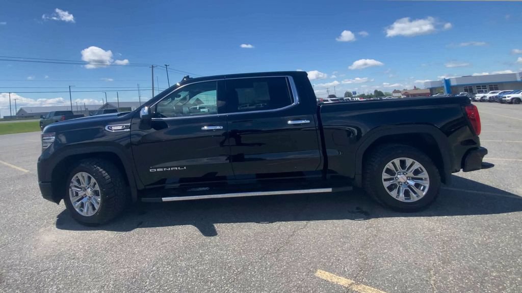 Certified 2023 GMC Sierra 1500 Denali w/ Technology Package AWD/4WD image 5