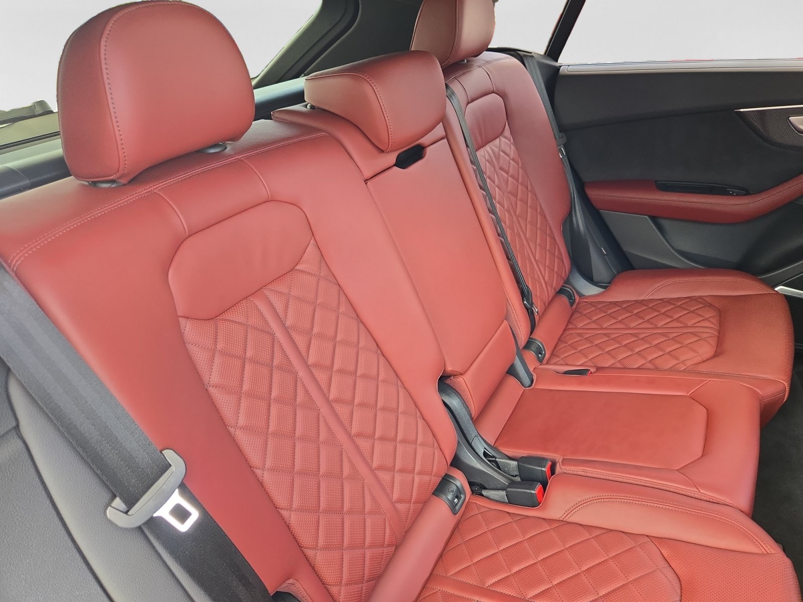 Used 2023 Audi SQ8 Prestige w/ Prestige Package AWD/4WD image 17