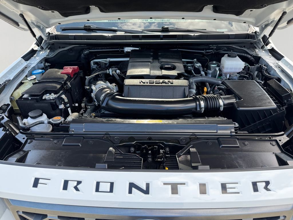 Used 2024 Nissan Frontier SV w/ SV Convenience Package RWD image 9