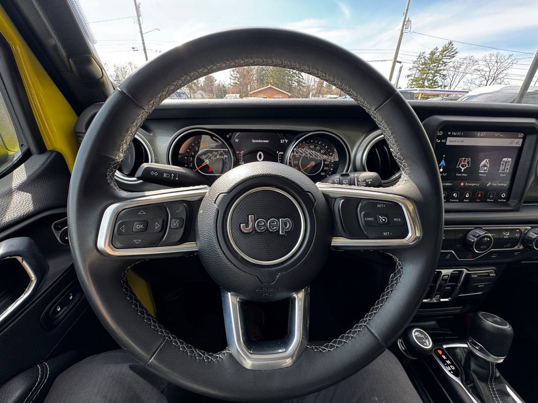 Used 2023 Jeep Wrangler Unlimited Sahara AWD/4WD image 14