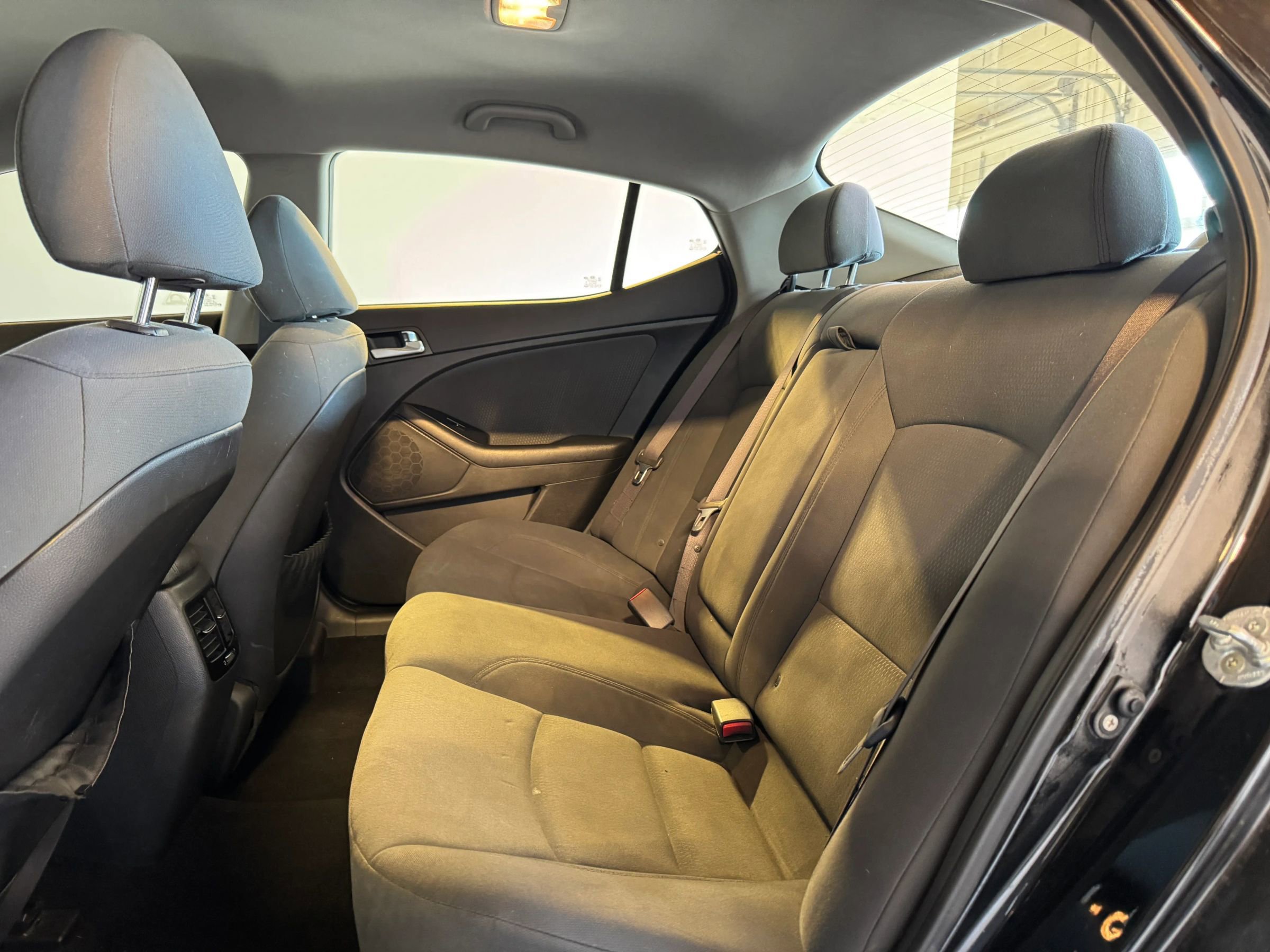 Used 2015 Kia Optima LX w/ Hybrid Convenience Package FWD image 22