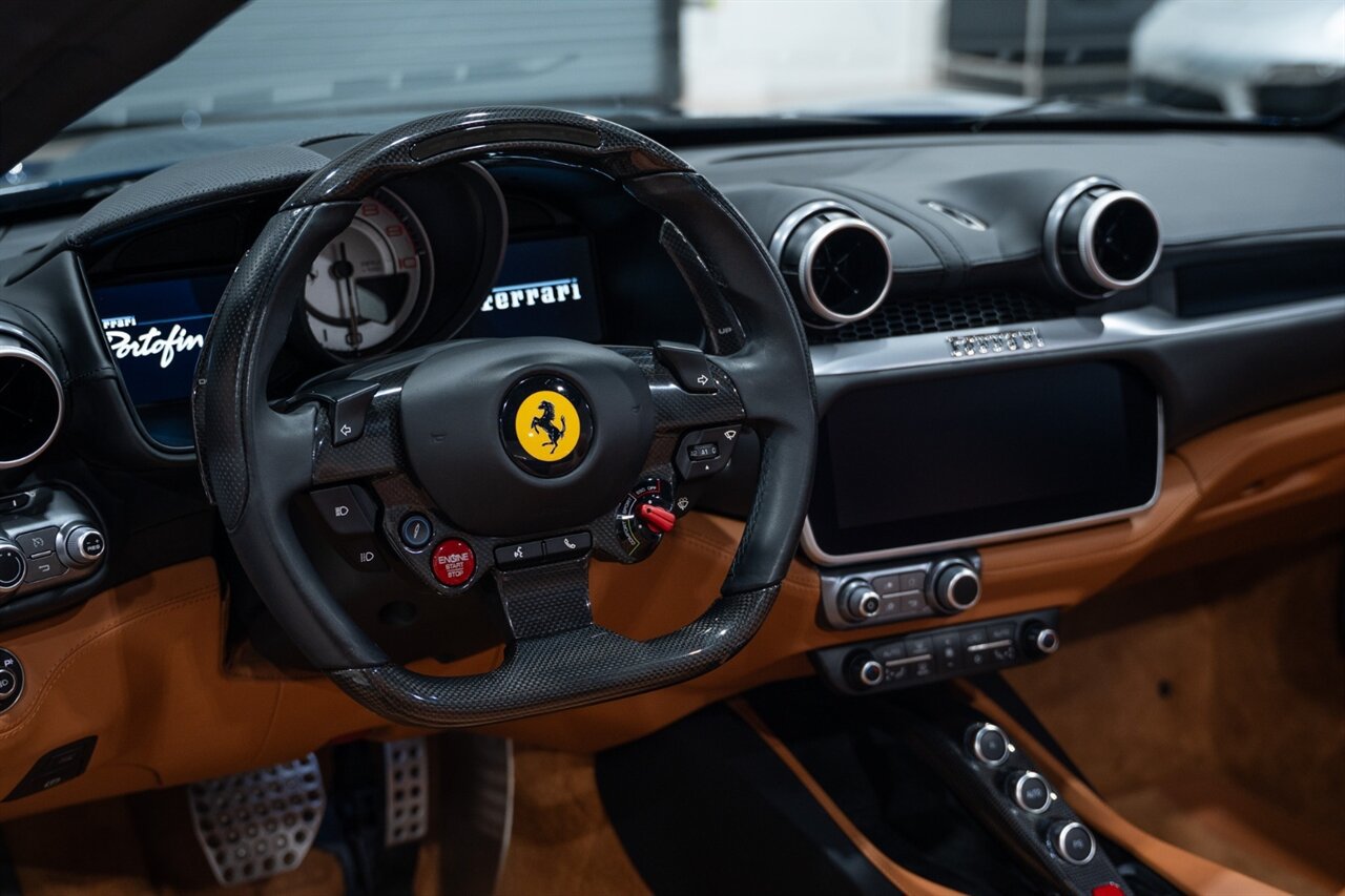 Used 2020 Ferrari Portofino RWD image 49