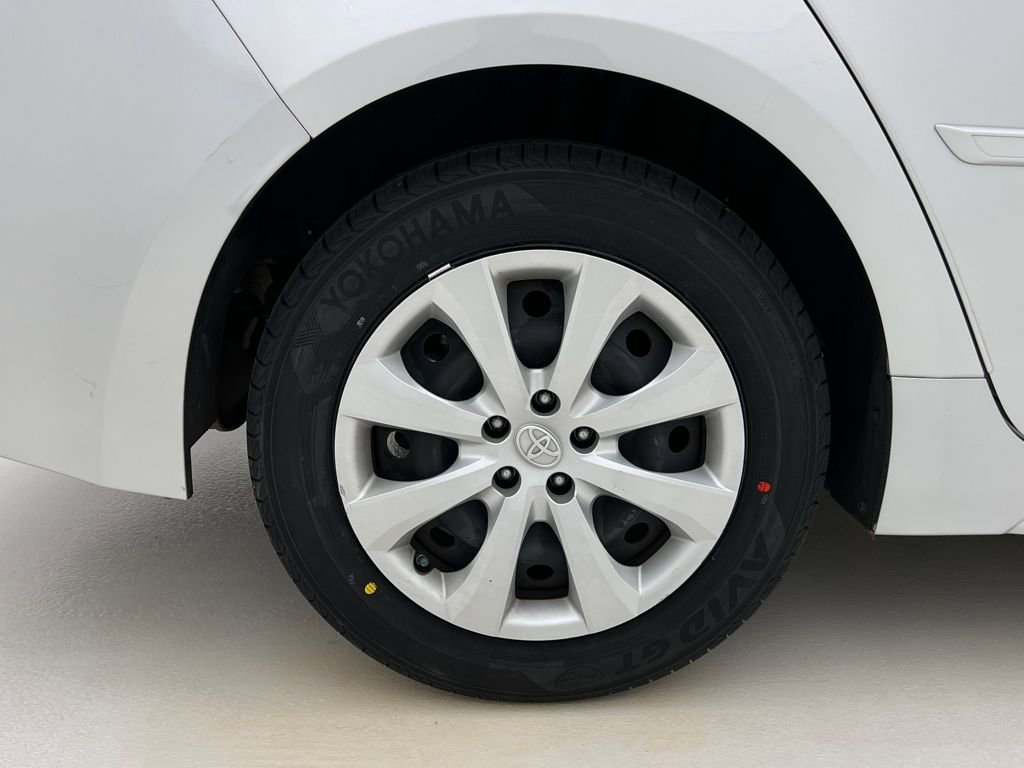 Used 2023 Toyota Corolla LE image 26