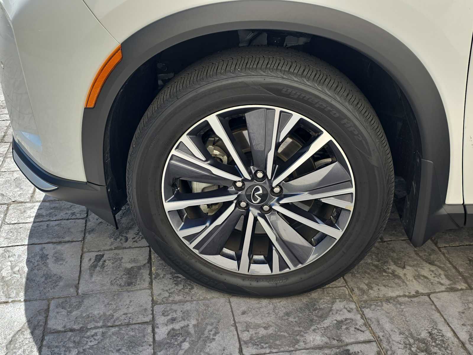 Certified 2026 INFINITI QX60 Luxe w/ Cargo Package FWD image 7