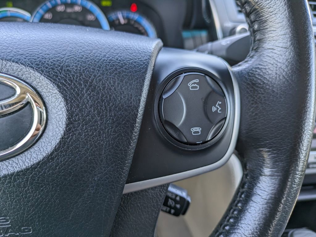 Used 2013 Toyota Camry XLE w/ Leather Pkg image 23