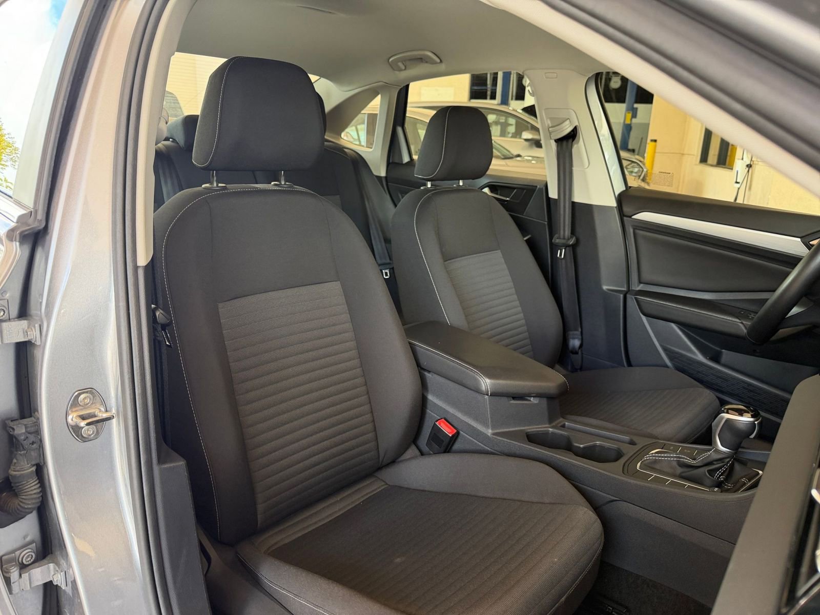 Used 2025 Volkswagen Jetta S FWD image 31