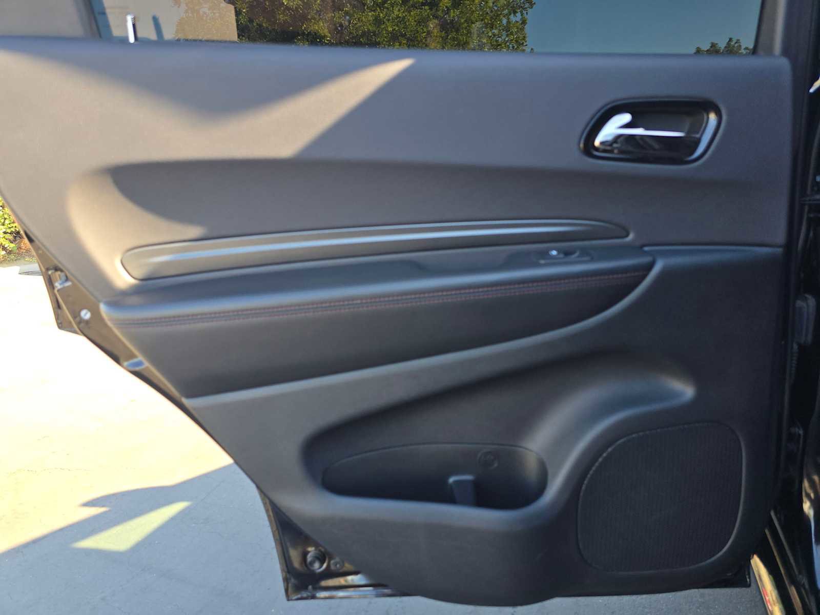 Used 2022 Dodge Durango R/T w/ Trailer Tow Group IV image 16