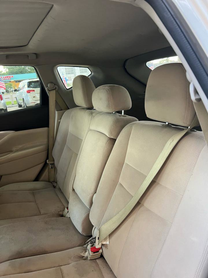 Used 2015 Nissan Murano SV w/ Premium Package AWD/4WD image 6