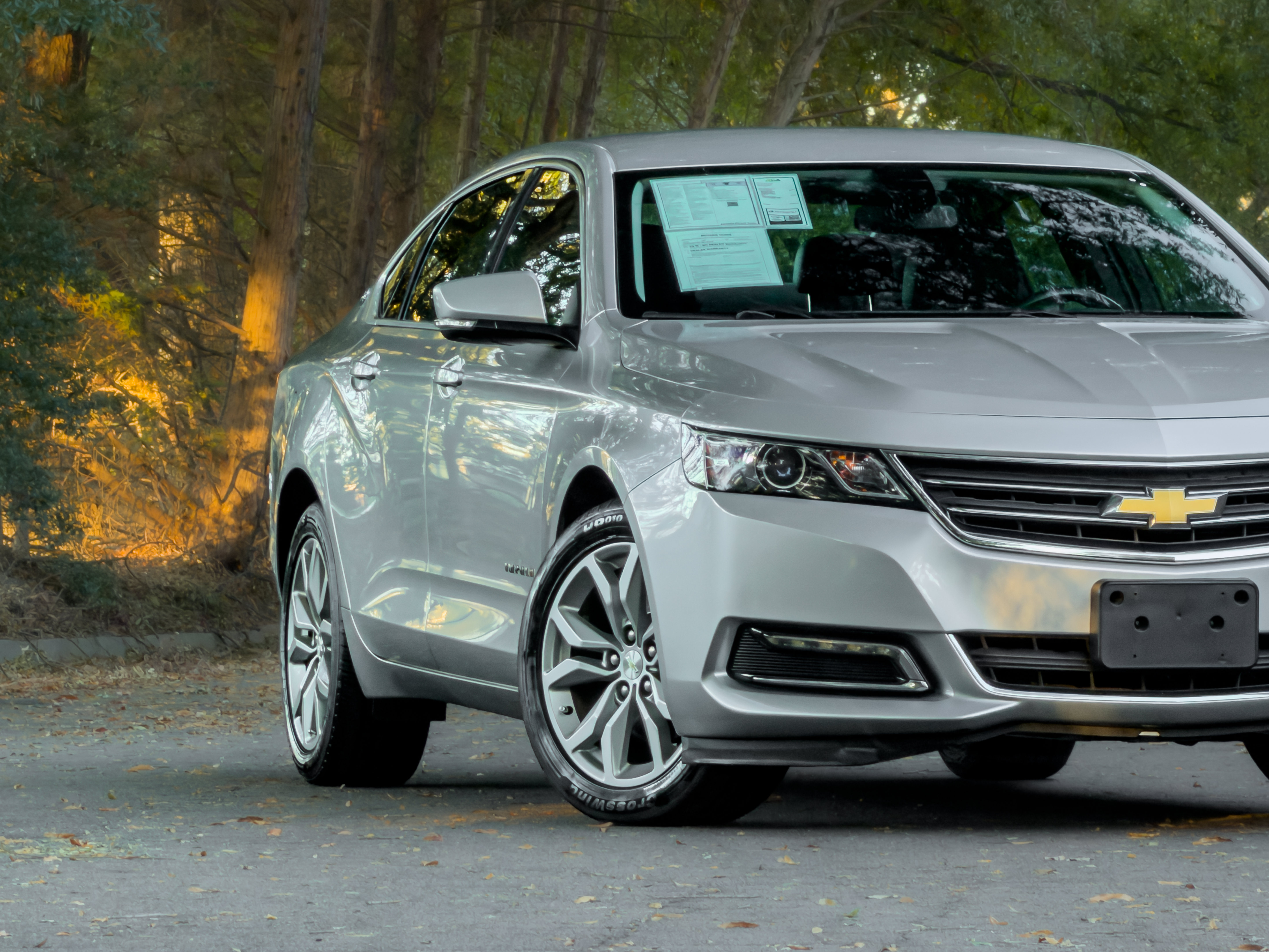 Used 2018 Chevrolet Impala LT FWD image 26