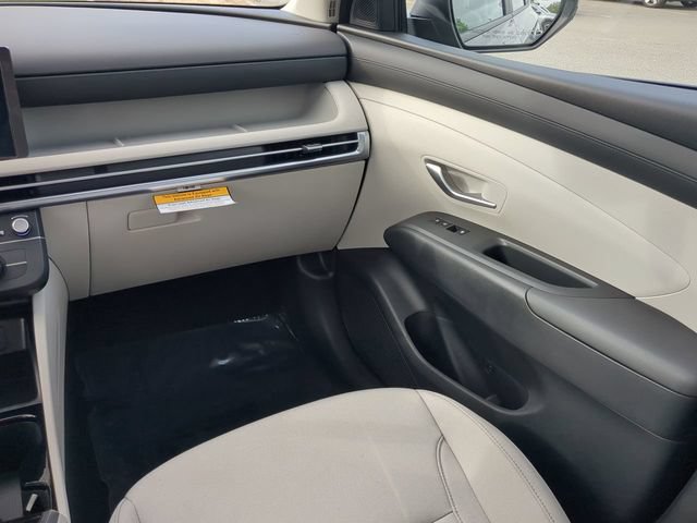 New 2025 Hyundai Tucson SE FWD image 16