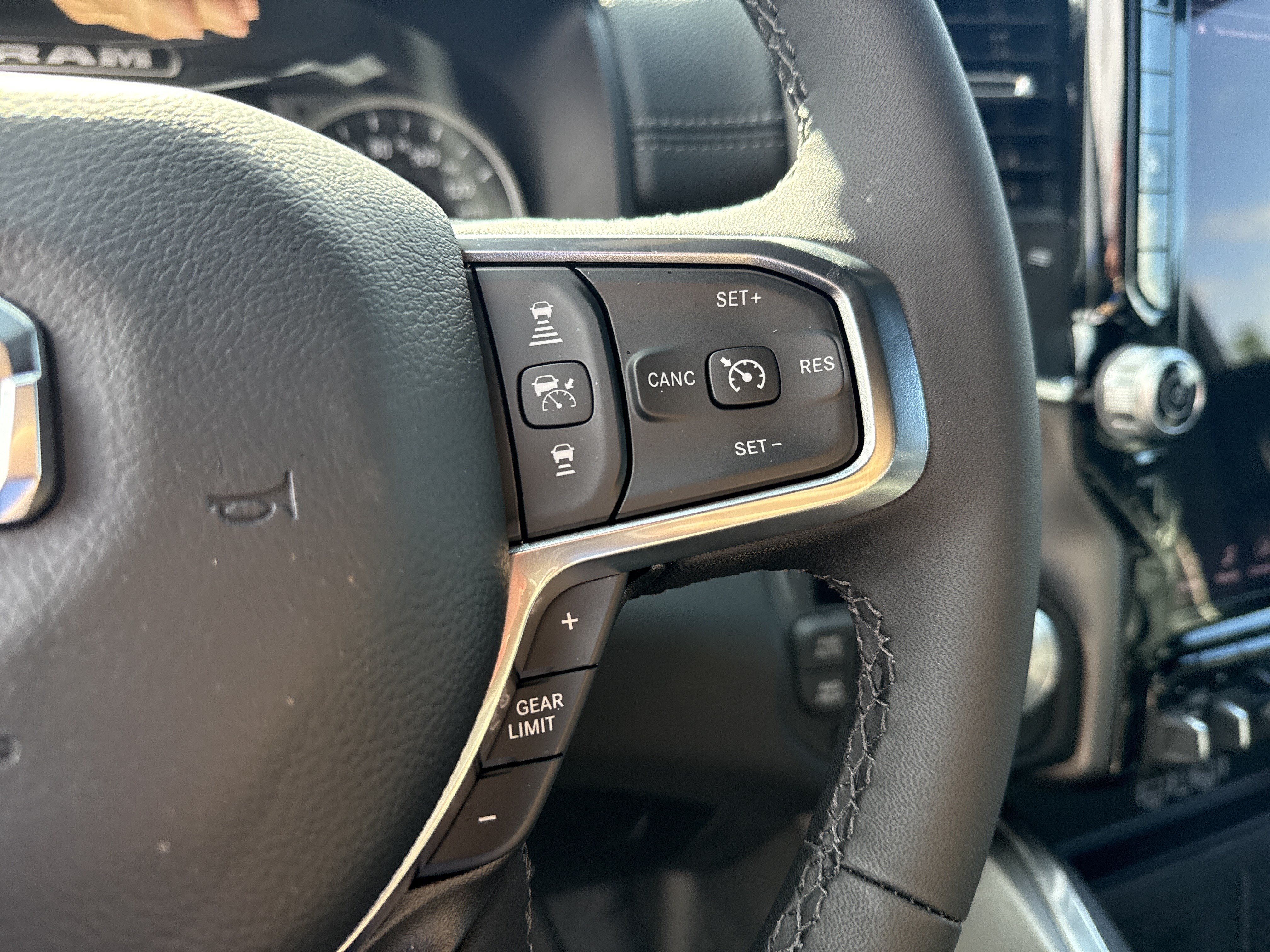 New 2026 RAM 1500 Laramie w/ Bed Utility Group AWD/4WD image 25