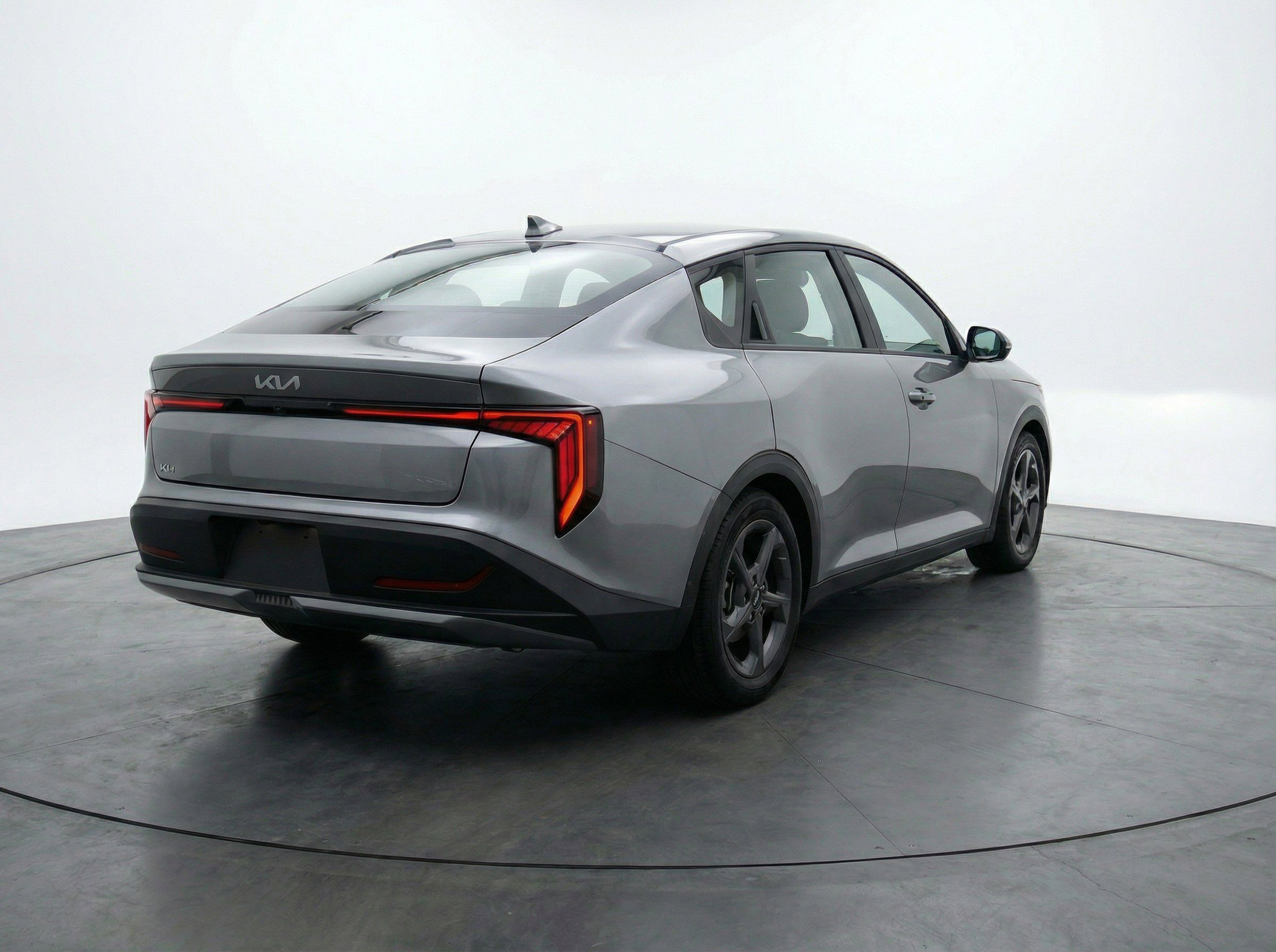 Used 2025 Kia K4 LXS image 9