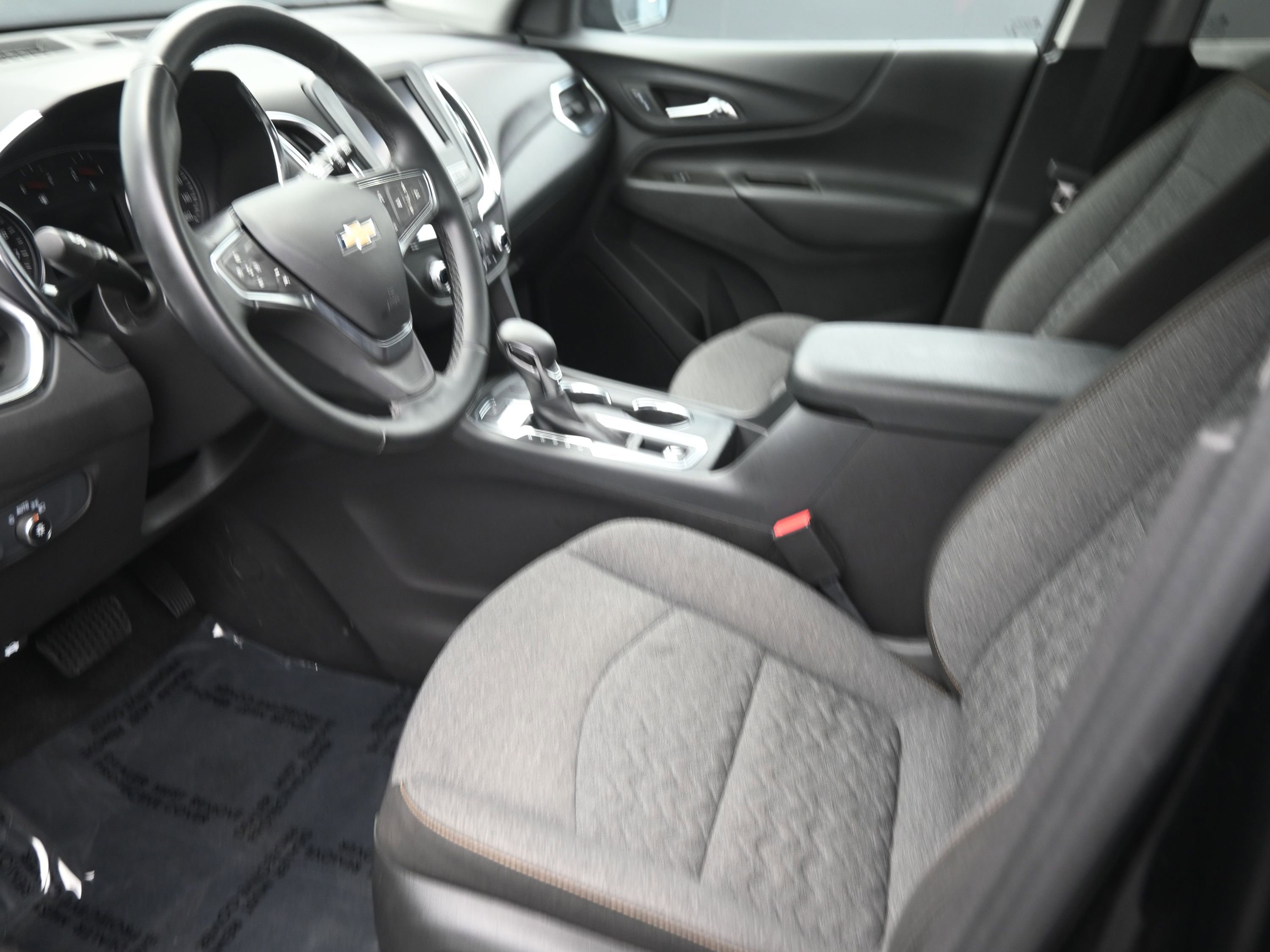 Used 2024 Chevrolet Equinox LT image 10