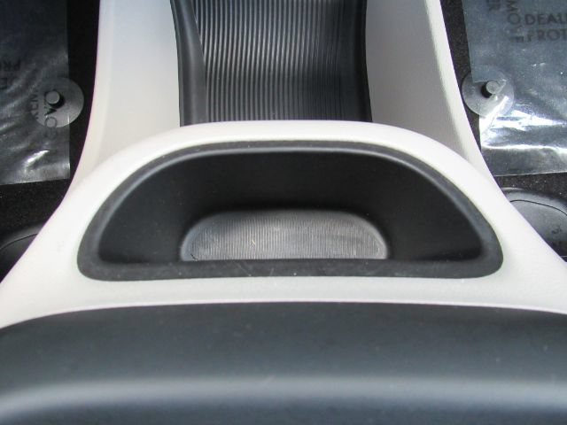 Used 2024 Chrysler Pacifica Touring-L FWD image 53