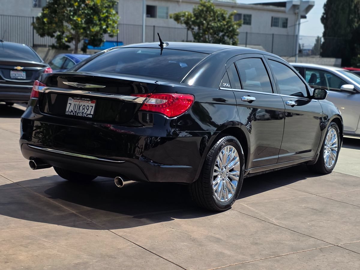 Used 2012 Chrysler 200 Limited FWD image 12