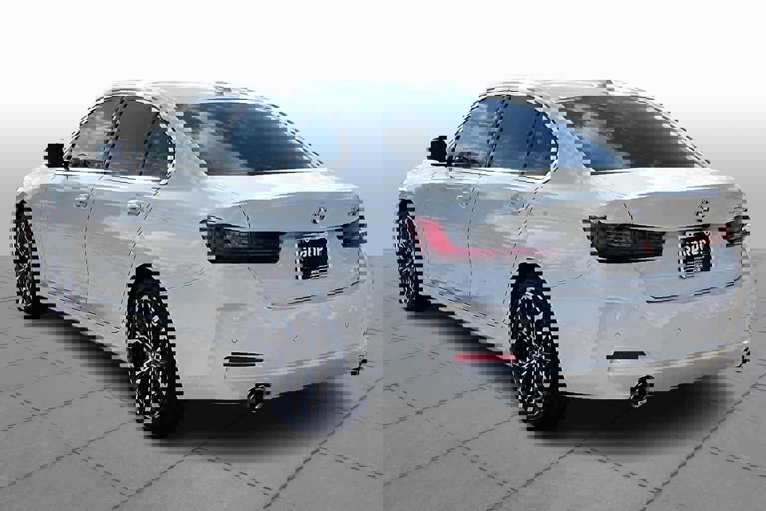 Used 2025 BMW 330i Sedan w/ Convenience Package image 9