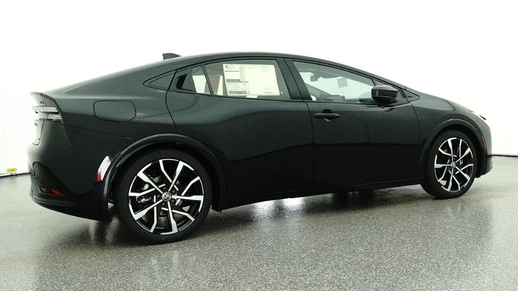 New 2026 Toyota Prius Plug-In Hybrid FWD image 44