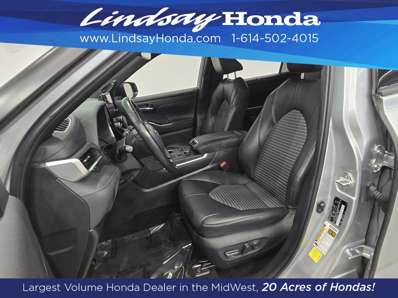 Used 2024 Toyota Highlander XSE image 11