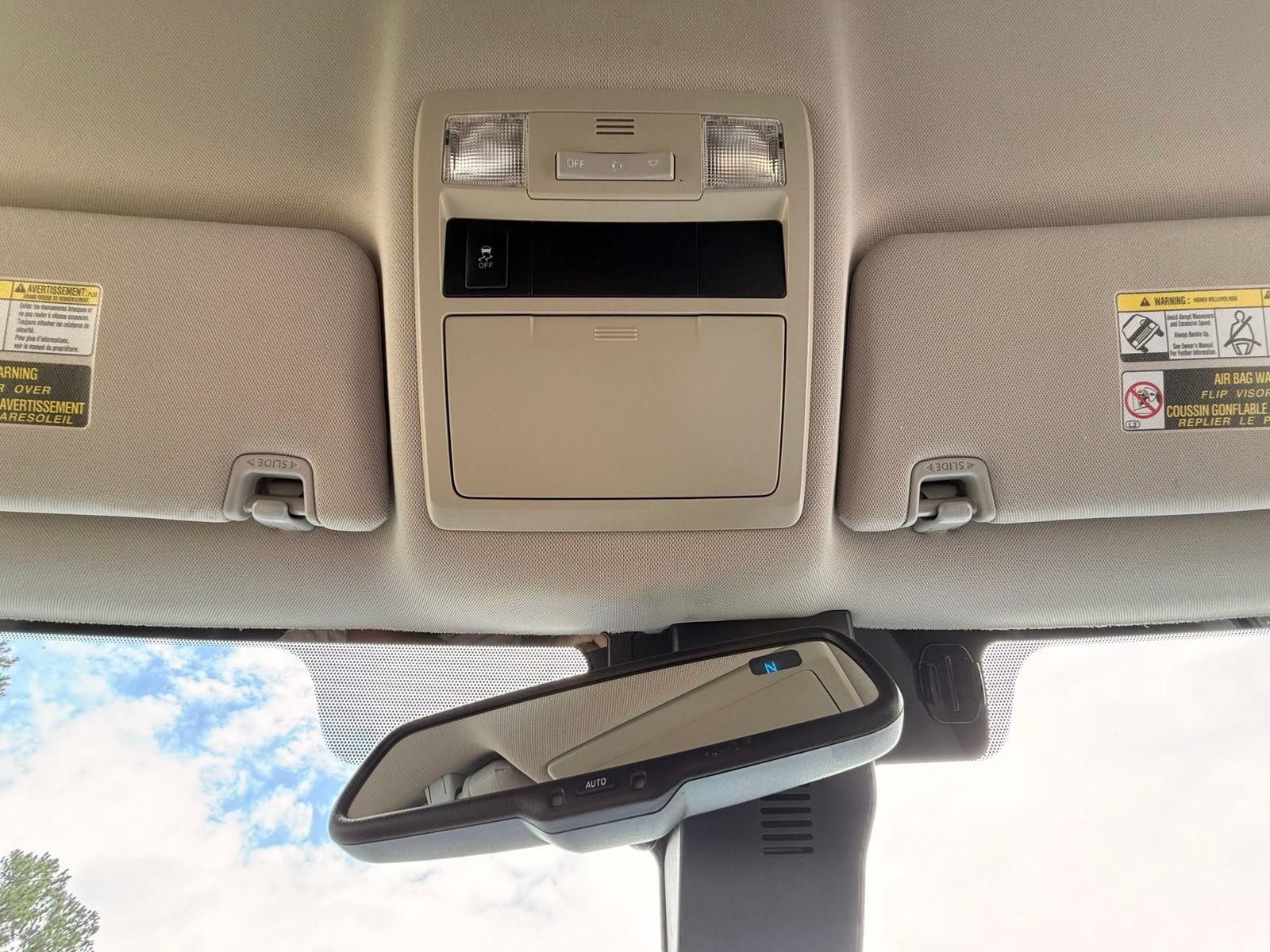 Used 2018 Toyota Tacoma SR5 RWD image 43
