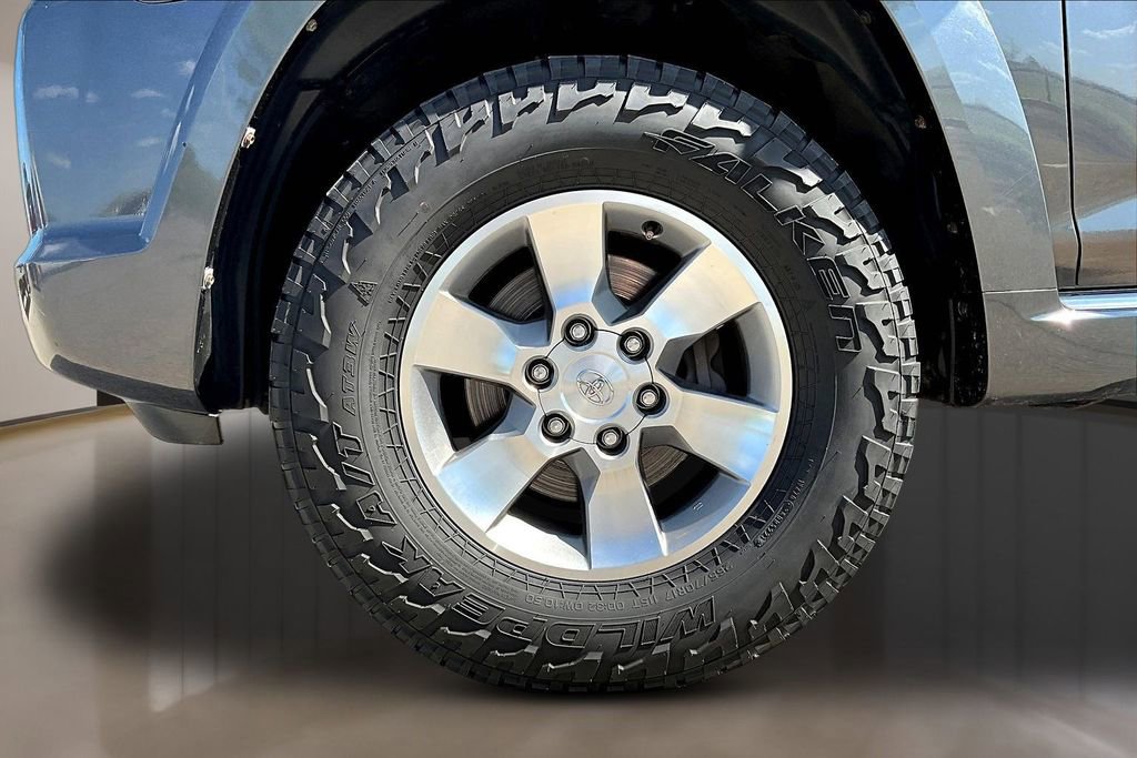 Used 2010 Toyota 4Runner SR5 image 8