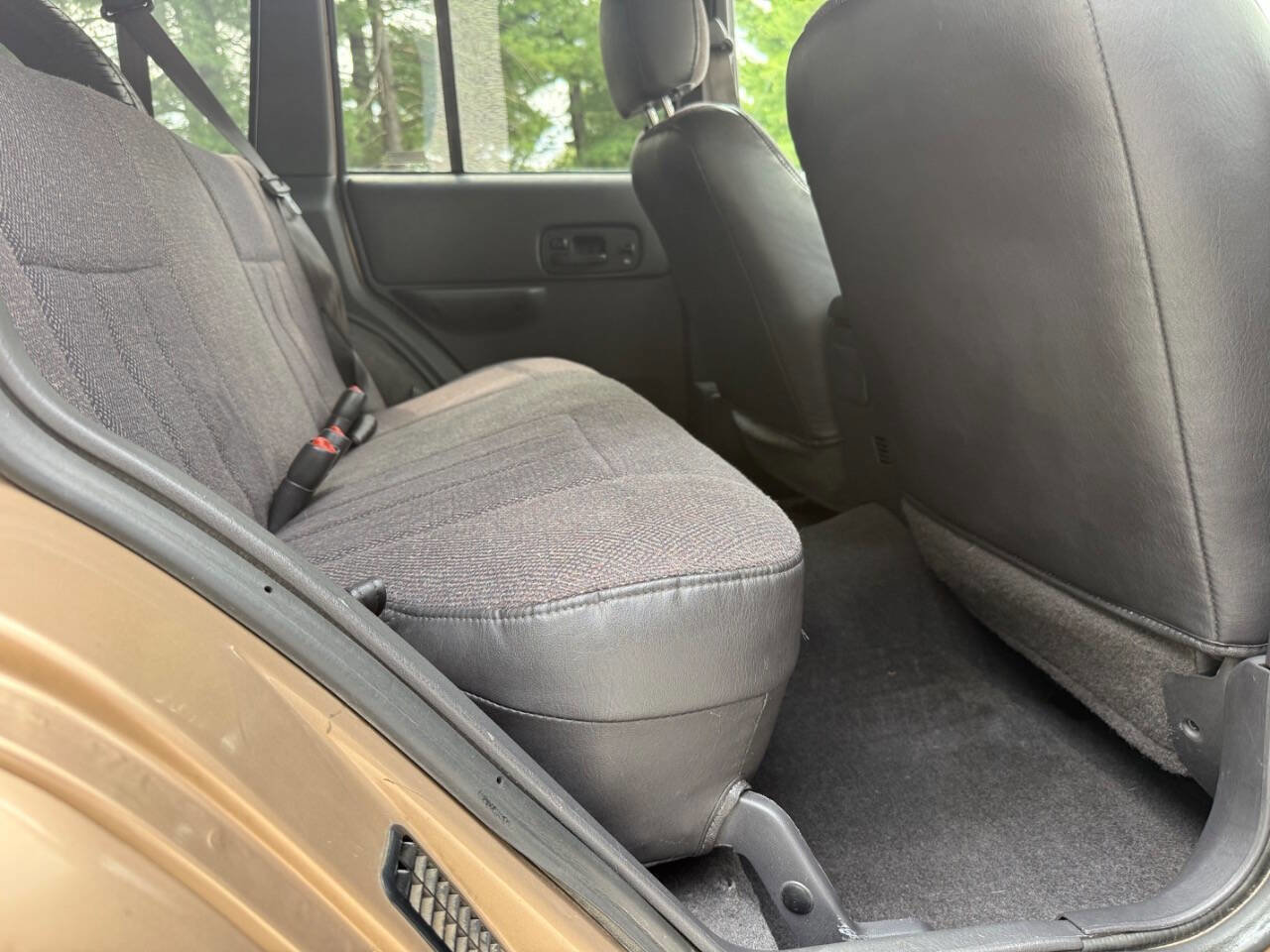 Used 1999 Jeep Cherokee Classic image 71