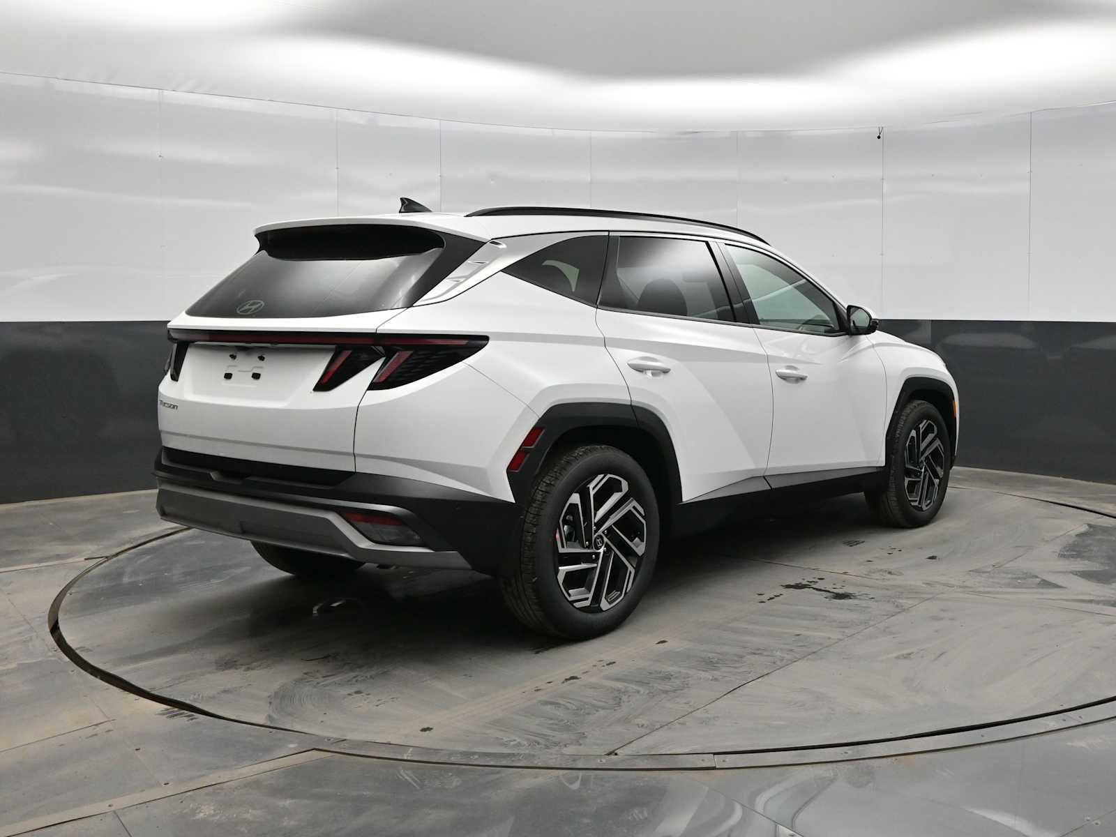 New 2026 Hyundai Tucson Limited image 7