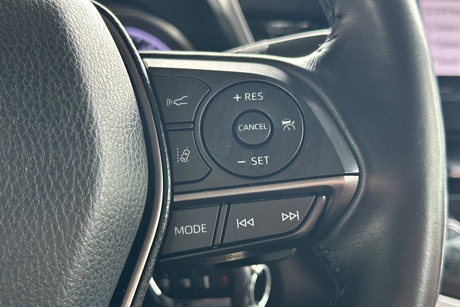 Used 2021 Toyota Camry SE image 28