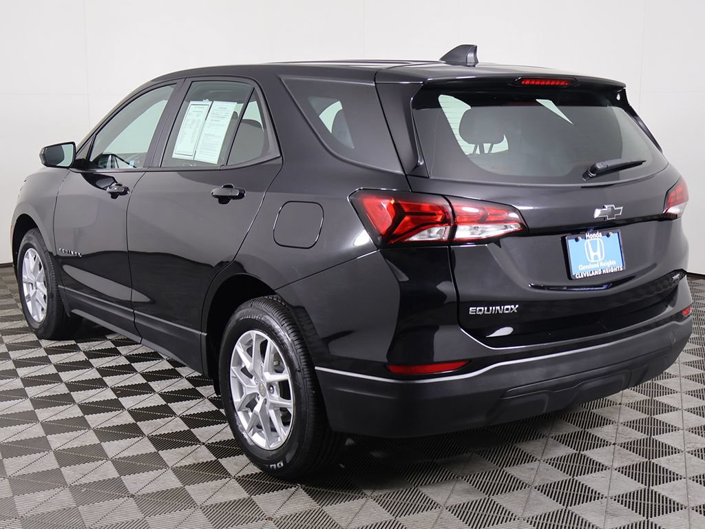 Used 2024 Chevrolet Equinox LS AWD/4WD image 6