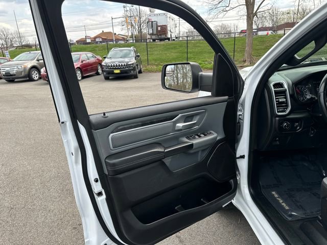 Used 2023 RAM 1500 Big Horn AWD/4WD image 30