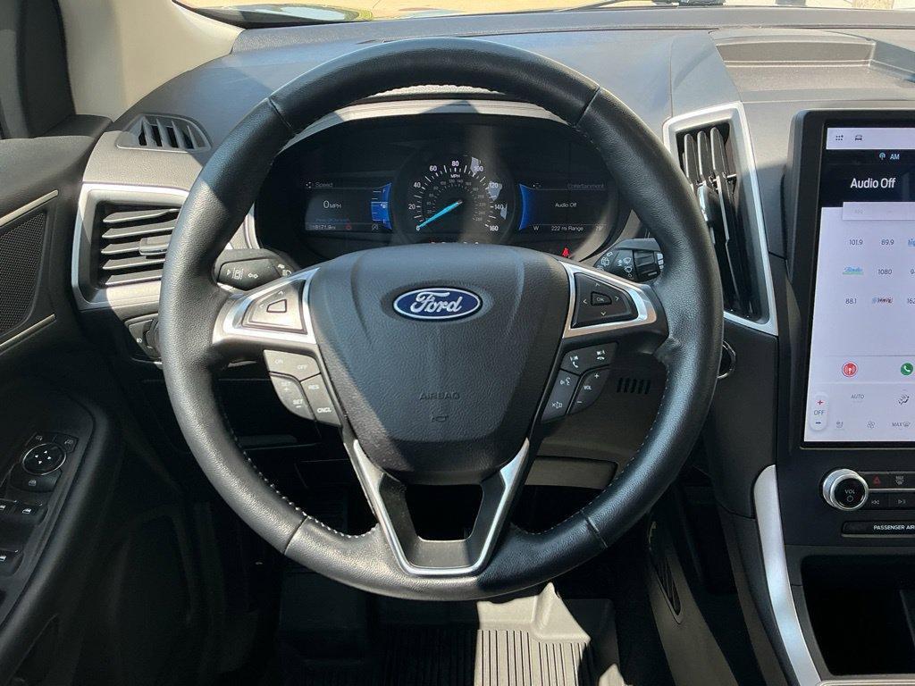 Used 2023 Ford Edge SEL w/ Convenience Package AWD/4WD image 11