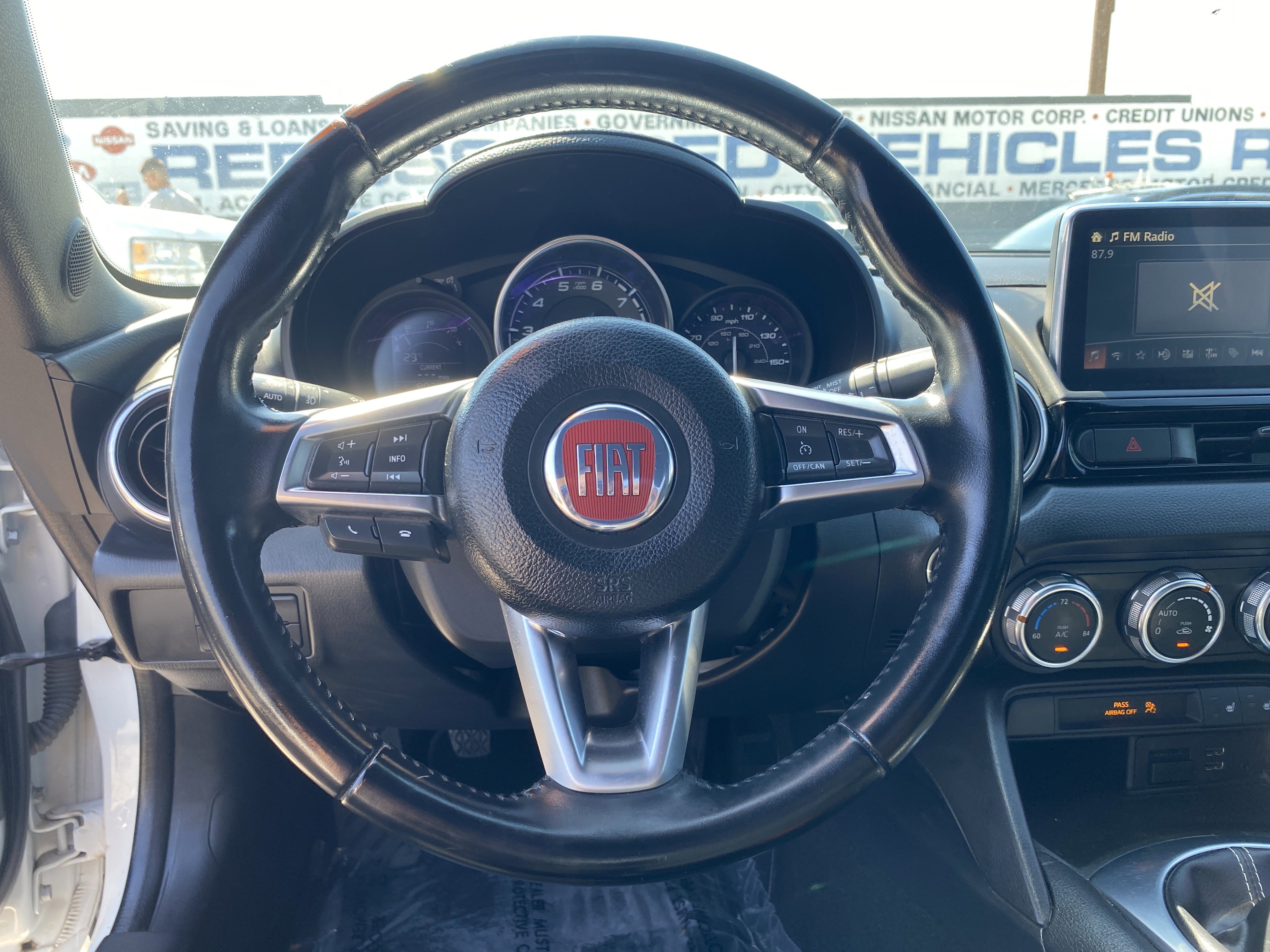 Used 2017 FIAT 124 Spider Lusso image 16