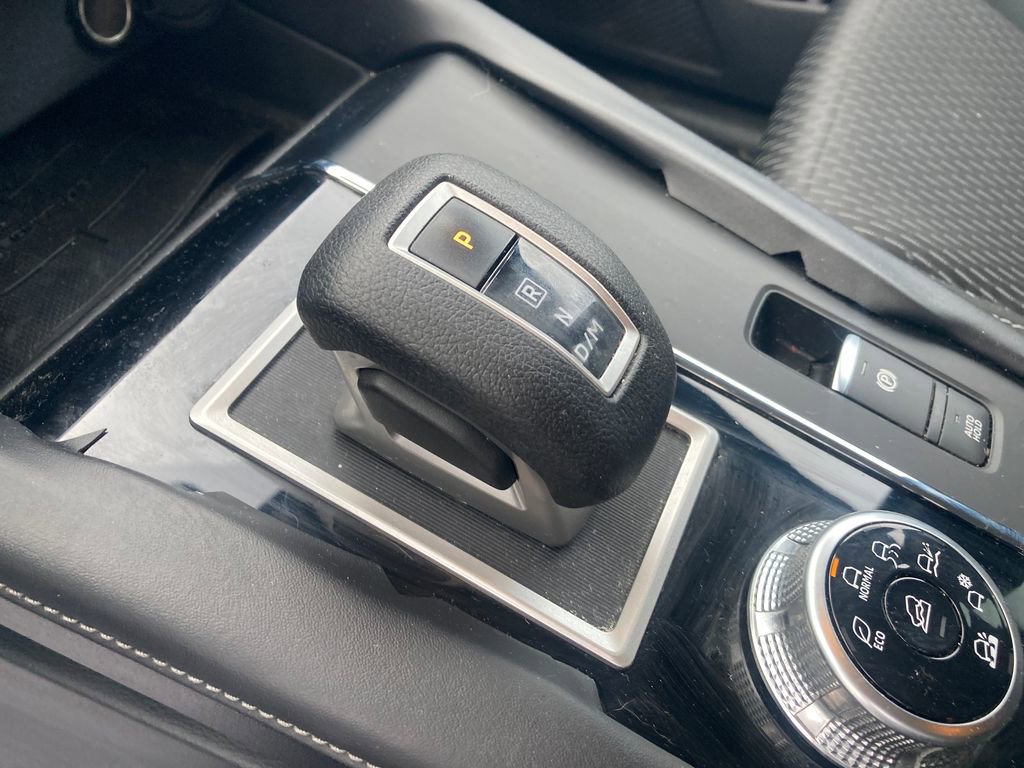 Used 2022 Mitsubishi Outlander ES image 31