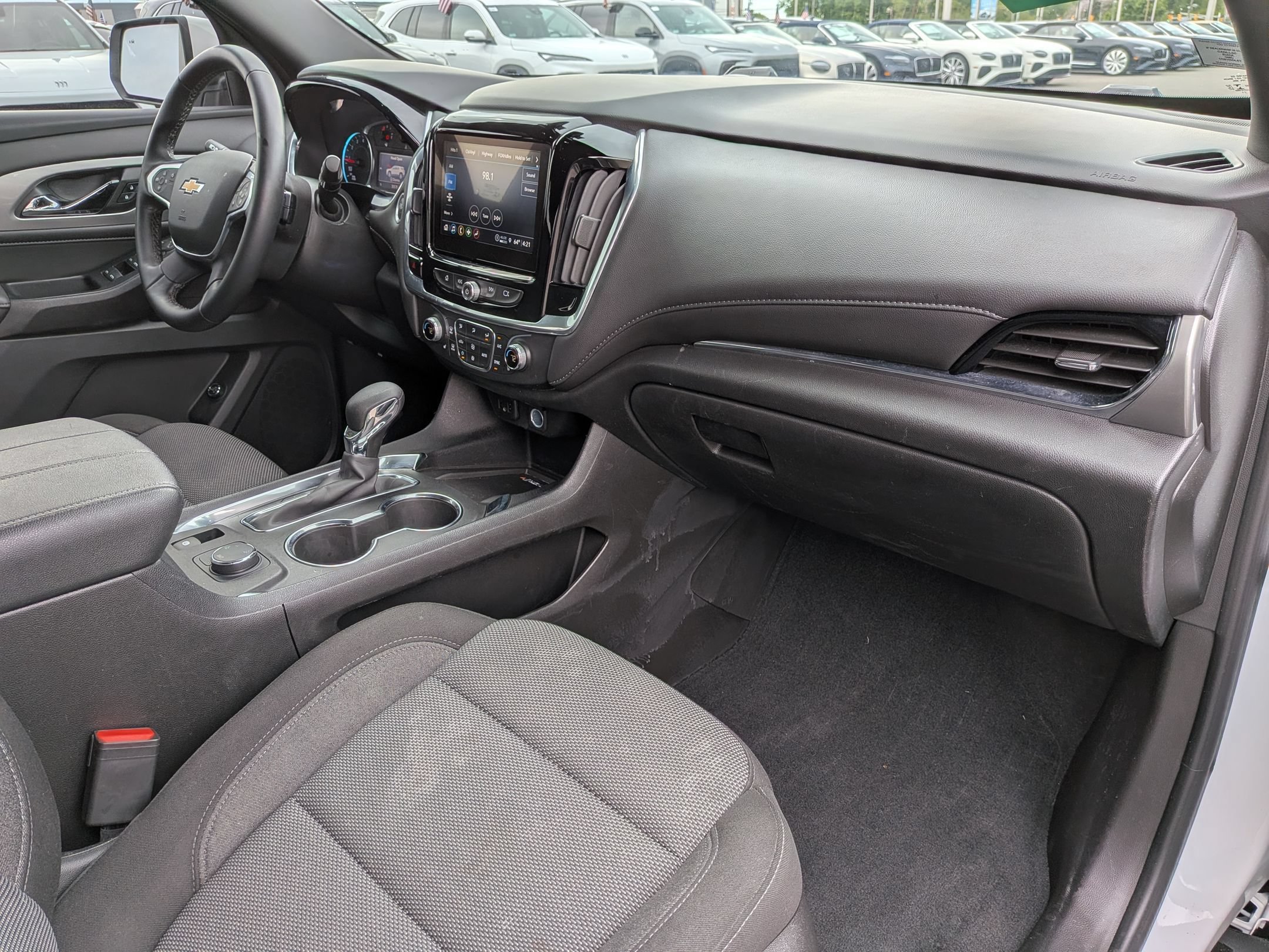 Certified 2023 Chevrolet Traverse LT w/ Rear Camera Mirror Package AWD/4WD image 28