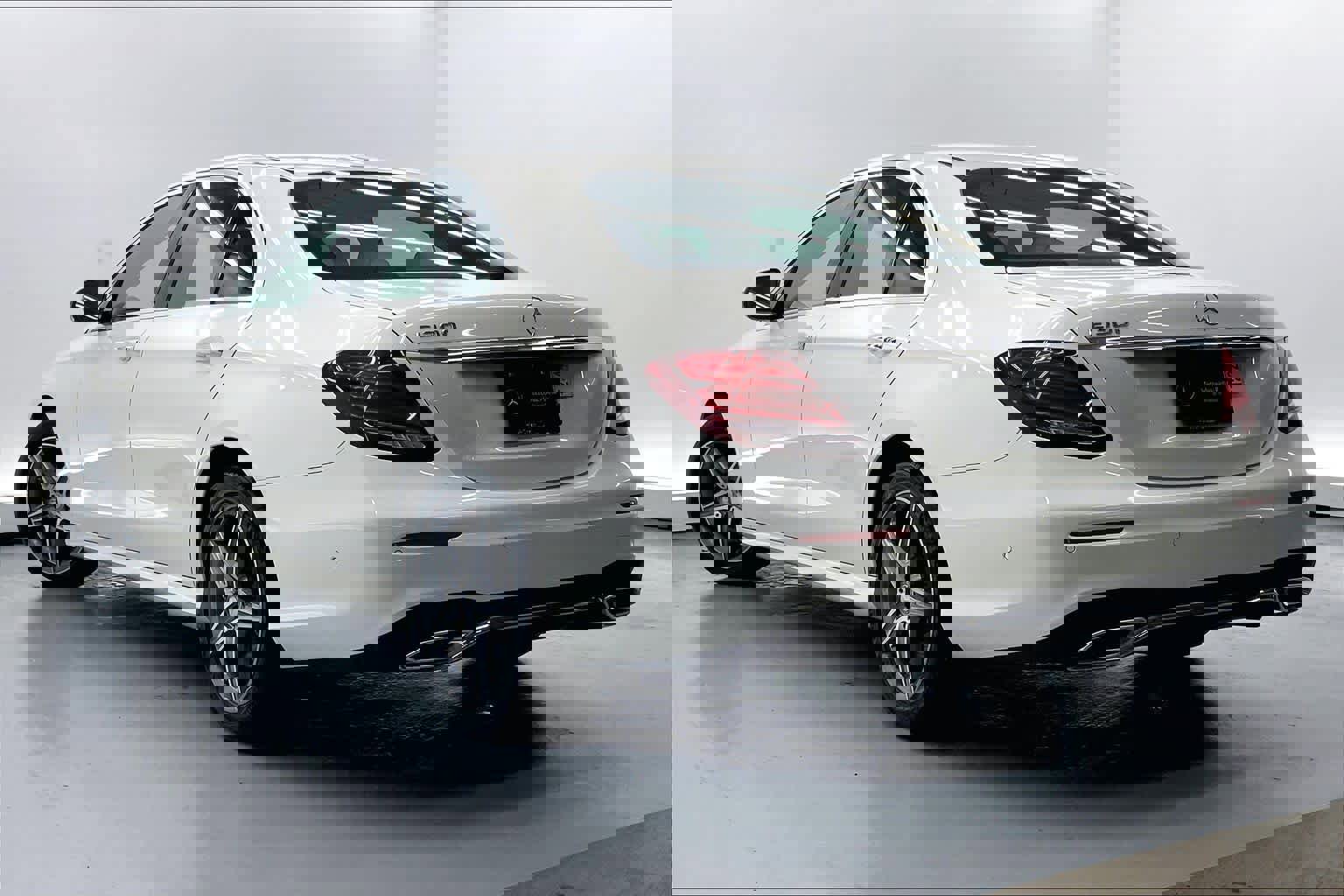 Used 2017 Mercedes-Benz E 300 image 2