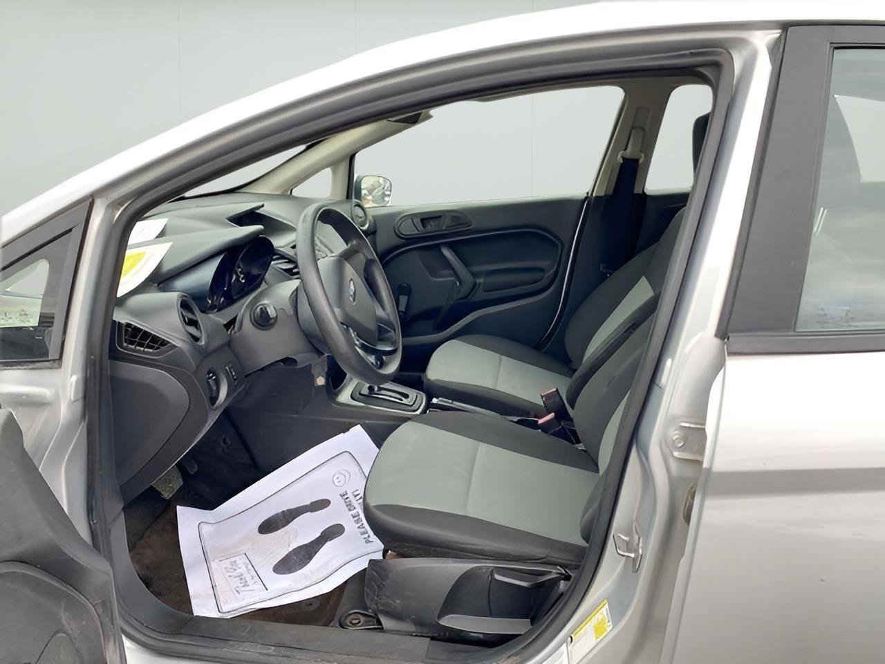 Used 2015 Ford Fiesta S FWD image 28