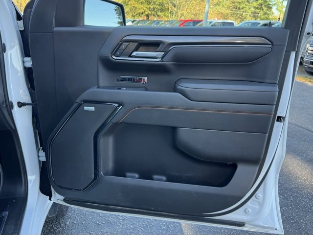 Used 2022 GMC Sierra 1500 AT4 w/ Technology Package image 10