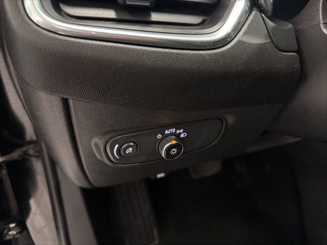 Used 2023 Chevrolet Equinox LT image 17