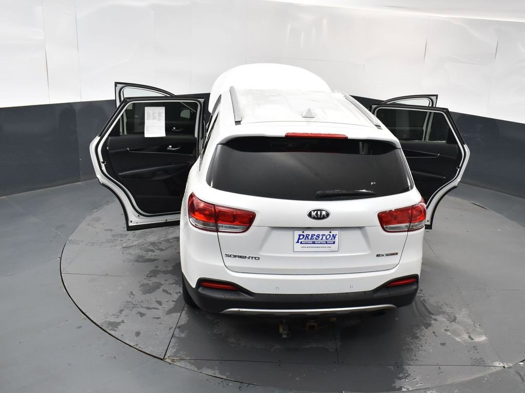Used 2016 Kia Sorento EX image 22