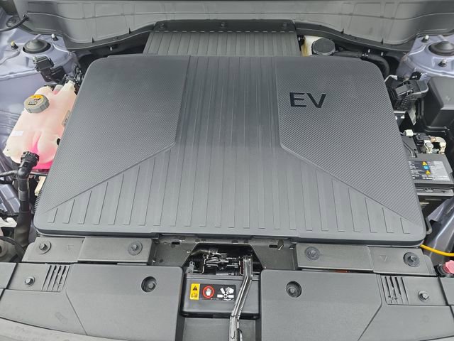 Certified 2024 Hyundai Kona SEL image 41