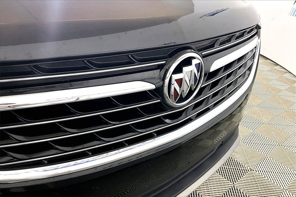 Used 2023 Buick Envision Preferred image 23