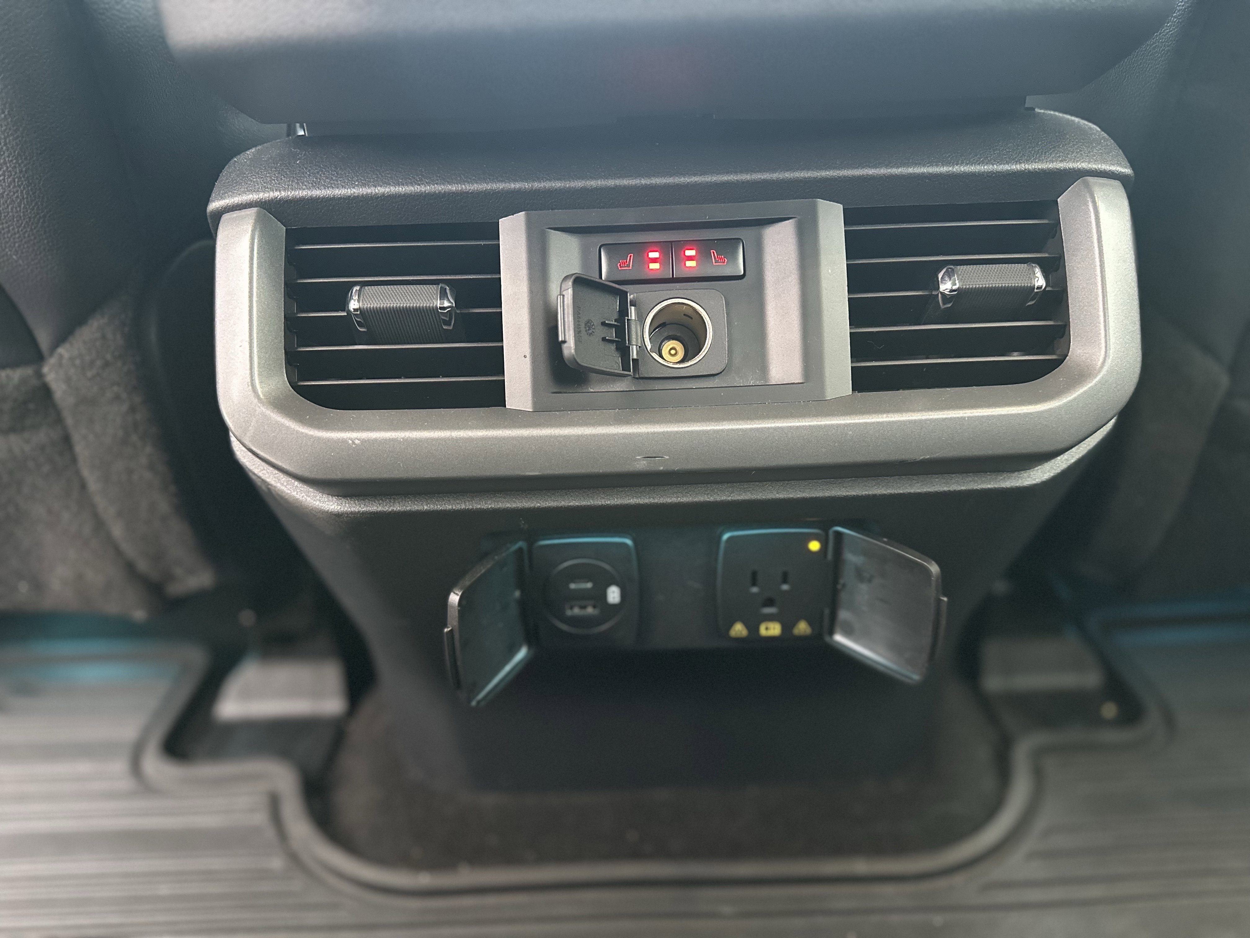 Used 2021 Ford F150 Lariat w/ Equipment Group 502A High image 29