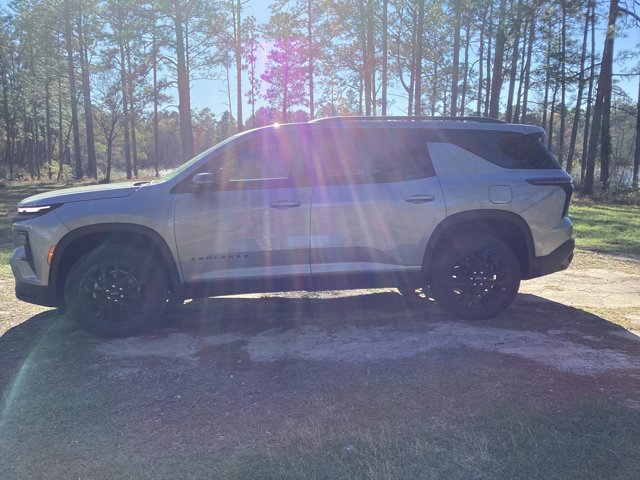 New 2026 Chevrolet Traverse LT w/ Midnight/Sport Edition image 1