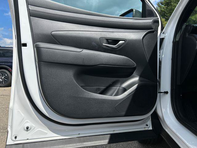 New 2027 Hyundai Santa Cruz SE AWD/4WD image 12