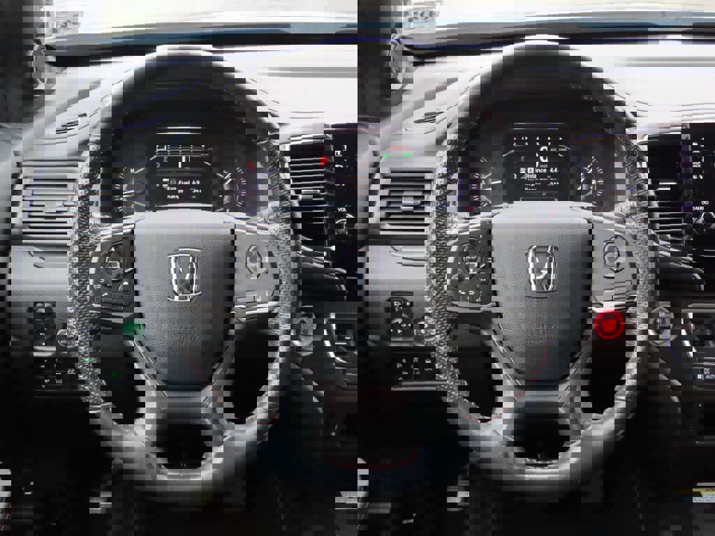 Certified 2022 Honda Passport TrailSport image 18